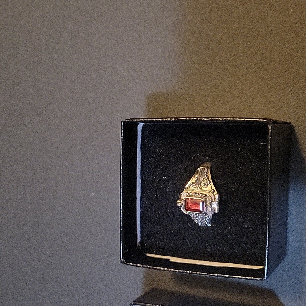 Sterling silver poison ring/ size 7